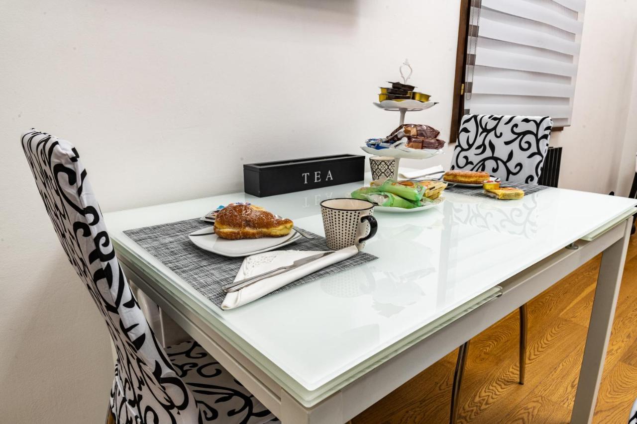 Morgana Sotto Le Torri Centro Storico Apartment Bologna Ngoại thất bức ảnh