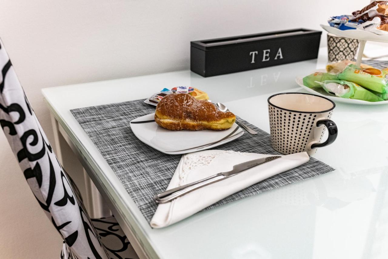 Morgana Sotto Le Torri Centro Storico Apartment Bologna Ngoại thất bức ảnh